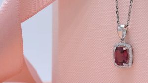 string(78) "Lohaspie Jewelry Pure Silver Pendant with Natural Garnet, 925 Sterling Silver, Simple Style Women's Holiday Gift