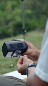 Aecooly Flow 01 9000mAh Waist Fan Clip-On 5-Speed Body Fan with Flashlight Wearable for Shirt Neck Outdoor Travel