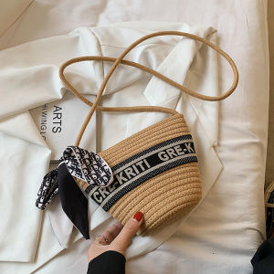 Summer Small Bag Women 2023 New Girl Straw Bucket Bag Vacation Beach Bag Woven Shoulder Crossbody Small Bag