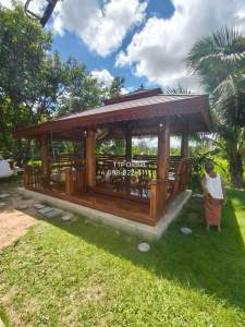 ศาลา ไม้สัก ขนาด 5 × 3.1 เมตรเสาธรรมชาติ  แต่งบ้าน สวน ฟอนิเจอร์