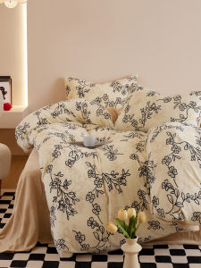 Autumn Winter New Arrival 230g Printed Milk Velvet Bedding Set Fresh Floral Bed Sheet Cover Duvet Cover Bed Canopy Bedding