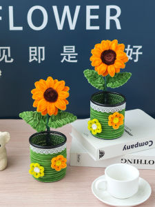 Handmade Sunflower Woven Desktop Ornaments Creative Teachers Day Gift DIY Material Tulip Pot for Mom Simple Style Decoration