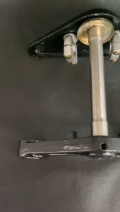 SEGITIGA SHOCK 31MM VIAR 150 200 TIPE LAMPU BULAT