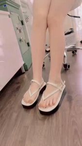 Dép quai hậu xỏ ngón nữ Charli-L1 đế cao 3p nịnh chân phối đồ xinh xắn