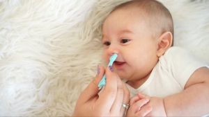 Oogiebear - Patented Nose and Ear Gadget for Newborns Infants and Toddlers (Single)