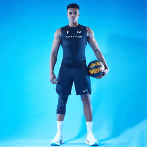 เสื้อกั๊กบาสเก็ตบอลแห้งเร็วสำหรับผู้ชาย ดูดซับเหงื่อ ระบายอากาศได้ดี แขนกุด คอตั้ง ทรงหลวม วิ่ง บาสเก็ตบอล ฤดูร้อน 2024