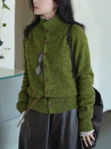 QINGNAER | Elegant Slouchy Vintage Green High Neck Single Button Knitted Cardigan for Fall/Winter 2025