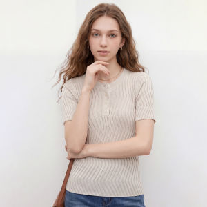 LIDIA | Light Gray Elegant Wavy Knit Round Neck Short Sleeve Tshirt