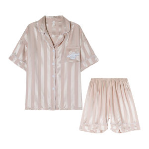 MiiOW | ชุดนอนผู้หญิงผ้าไหมน้ำแข็งฤดูร้อน MiiOW เสื้อผ้าสำหรับใส่อยู่บ้านแขนสั้นขาสั้นลายการ์ตูนคอโปโลผ้าฝ้ายโพลีเอสเตอร์