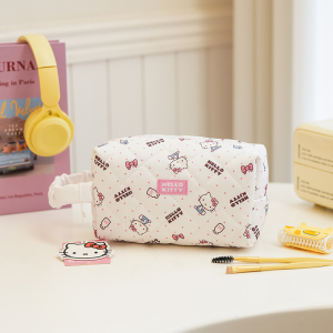 Sanrio | Soft and cute plaid Hello Kitty quilted pillow makeup bag toiletry bag large-capacity storage bag pleated portable travel mak
