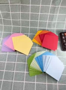 Giấy Gấp Hạc 520 Tờ Gồm 10 Màu Khác Nhau Kích Thước 7cm và 10cm Có Thể Dùng Làm Giấy Note Không Keo