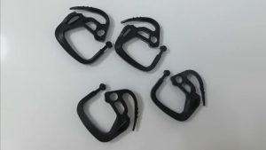 ตะขอ แขวนสแลน ตะขอล็อคผ้าแสลนน ตะขอพลาสติก ตะขอแขวนแสลน ตะขอล็อคผ้าแสลน ตะขอแขวนอุปกรณ์เกษตร