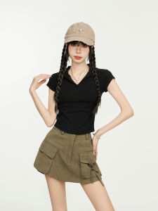 Slim Fit Short Sleeve V-Neck Black T-Shirt Womens Summer Fashion Commute Style Small Audience Top Hot Girl Design Sense