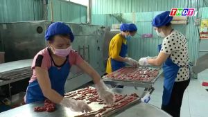 5 hộp tặng 1 khô bò nguyên bản beef jerky original Quang Hiển đậm đà hương vị tự nhiên hộp 100gr