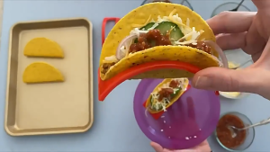 12PCS Plastic Taco Holders Non Toxic BPA Mexican Taco Stand For Soft Hard Shell Taco Microwave Safe