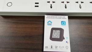 Tuya Smart WiFi Universal IR Remote Temperature Humidity Sensor for Air Conditioner TV AC Works with AlexaGoogle Home Yandex