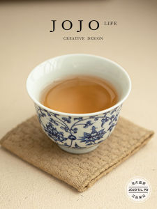 Vintage Style Ceramic Tea Set Guest Cup Gongfu Tea Drinking Lotus Vine Pattern Blue And White Porcelain Tea Cup for Business Use