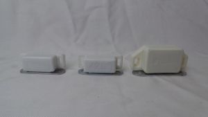 Hít nam châm giữ cửa tủ (nhỏ vừa to)