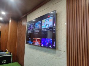 Kính chắn bảo vệ tivi 75 inch
