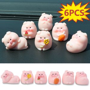เครื่องประดับแผงหน้าปัดรถยนต์ตุ๊กตาหมูสีชมพูน่ารักขนาดเล็ก6ชิ้นที่ตกแต่งเรซิ่นคอมพิวเตอร์สำนักงานบ้านอุปกรณ์ตกแต่งภายในรถยนต์