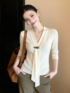 AIYITI | Elegant V-Neck Short Sleeve Knit Top For Plus Size Women