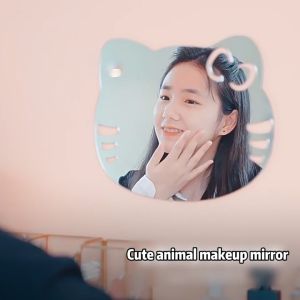Gương trang trí phòng ngủ và phòng tắm với nhiều kích cỡ khác nhau Gương treo tường mềm acrylic hoạt hình dễ thương