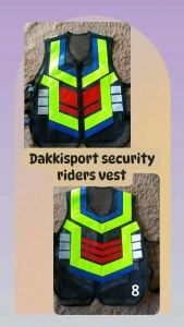 Dakkisports Reflectorized Rider Vest - Reflective safety vest for motorcyclists - High visibility design - Adjustable straps - Protective padding - Suitable for night riding