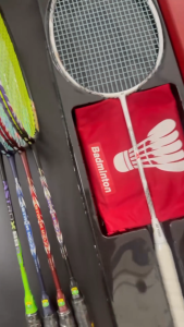 Vợt Cầu Lông Yonex Voltric Z Force 2 Trắng Full Hộp - Tặng Quấn Cán Túi Đựng Móc Khóa Bảo Vệ Vợt