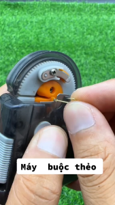 Máy buộc lưỡi câu cá Máy buộc dây lưỡi câu Máy buộc thẻo câu dùng pin