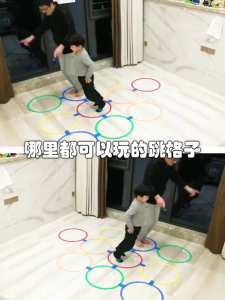 ชุดห่วงกระโดด 10ชิ้น ขนาด28/38CM สําหรับเด็กผู้ชาย และเด็กผู้หญิง เสริมพัฒนาการ ฝึกการทรงตัว