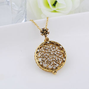 Vintage Style Magnifying Glass Pendant Necklace Charm Necklace Metal Portable Design for Reading Fine Print Inspirational Gif