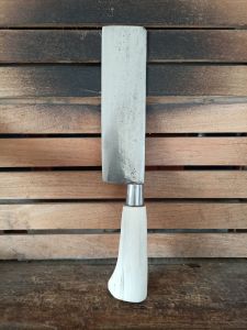 golok sebarguna atau pengkupas kelapa muda