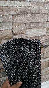 DUDUKAN NOMER PLAT MOTOR UNIVERSAL CARBON MENGKILAP