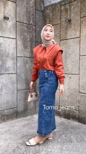 Theana Rok Jeans Skirt Wanita Belah Belakang Standar Terbaru Stretch Pinggang Karet Variasi Kancing Muat BB Sampai 75