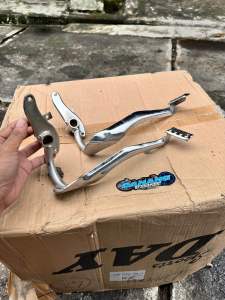 Pedal Rem Crystal Cristal Kruk PNP CB GL MEGAPRO TIGER UNTUK PEMAKAIAN MEGAPRO MENYESUAIKAN SEDIKIT