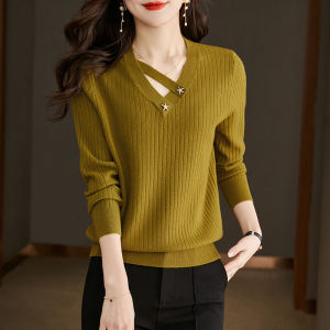 Plus Size Chubby Girl Loose Slimming Bottoming Top 2024 Fall and Winter New Arrival Fashionable Stylish Scheming V-neck Sweater