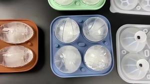 4 Grids Silicone Ice Grid Football Summer Ice Cube Mold With Cover Large Ice Cube Maker For Whiskey Cocktails Kitchen Bar Tools