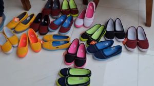 PROMO FREE ONGKIR Sepatu slip on wanita kanvas import hitam polos cewek kerja kuliah jalan santai