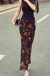MANMI | Retro Floral Half Skirt