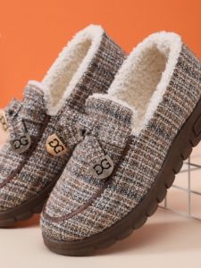 New Arrival Winter Womens Cotton Shoes Old Beijing Cloth Shoes Gingham Peas Fashion Plaid Velvet Thickened Cotton Boots Soft Sole Shoes