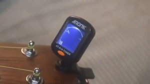 【All-in-One】จูนเนอร์ AROMA AT-01A | ใช้กับ กีต้าร์/เบส/ไวโอลิน/อูคูเลเล่ | แม่นยำ ตั้งสายเร็ว พร้อมส่ง