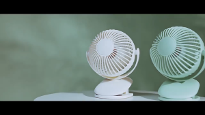 Quạt tích điện lồng tròn kẹp bàn quạt siêu êm siêu mát hàng cao cấp -CTG