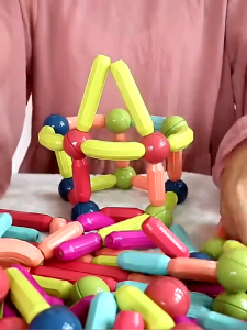 【READY STOCK】Versatile Magnetic Rod Toy Early Education Intelligence Puzzle Childrens Building Block Assembly Magnet