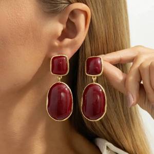 KunJoe Vintage Red/White Resin Acrylic Oval Pendant Earrings Women Simple Geometry Drop Earrings New Year Jewelry Accessories