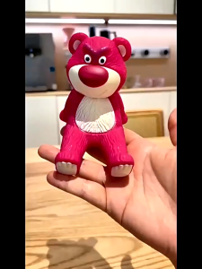 Giá Đỡ Điện Thoại Để Bàn Hình Gấu Dâu Tây Dễ Thương Chất Liệu Nhựa