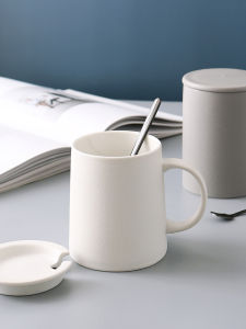 Retro Style Ceramic Mugs with Lid Spoon Coarse Porcelain Frosted Coffee Cups for Home Breakfast Oats Water Cups European Style