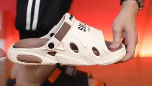 รองเท้าแตะผู้ชาย รองเท้าแตะรัดส้นแบบสวม สัมผัสนุ่ม เบาสบาย ลุยน้ำได้