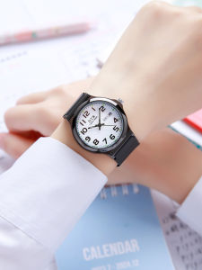 นาฬิกา Quartz แบบไม่มีเสียงสำหรับสอบของนักเรียนชายและหญิง น้ำหนักเบา ทนทานต่อการสัมผัส กันน้ำ ไฟกลางคืน นาฬิกาเดินหน้าด้วยพลังงานแสงอาทิตย์