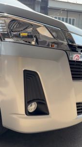 ไฟตัดหมอกรถตู้  hiace commuter 2019-2022 สปอร์ตไลท์ ฝาครอบสีดำ สำหรับใส่ได้รถตู้ ไฮเอช คอมมิวเตอร์ รุ่นใหม่ พร้อมสายไฟ รีเลย์ สวิทซ์ ติดตั้งครบชุด