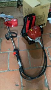 Máy Cắt Cỏ 4 Thì 1200W GX35 Đeo Lưng cần INOX mẫu mới năm 2024